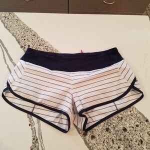 Lululemon Quiet Stripe speed shorts size 8